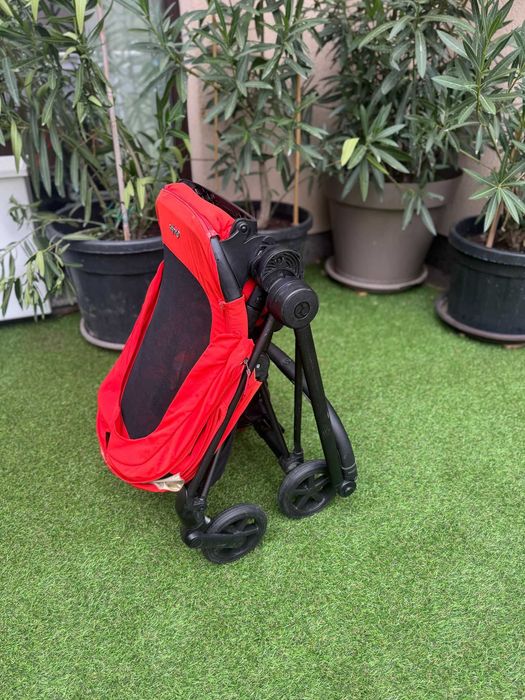 Carucior Cybex Mios Matt Black Negru