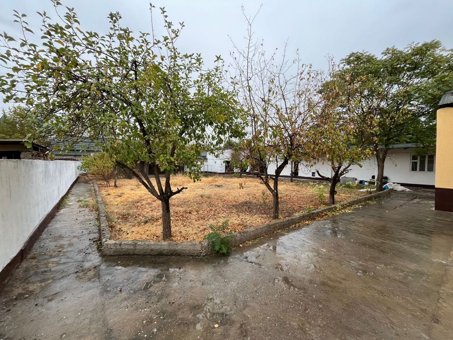 Продаётся двухэтажный дом