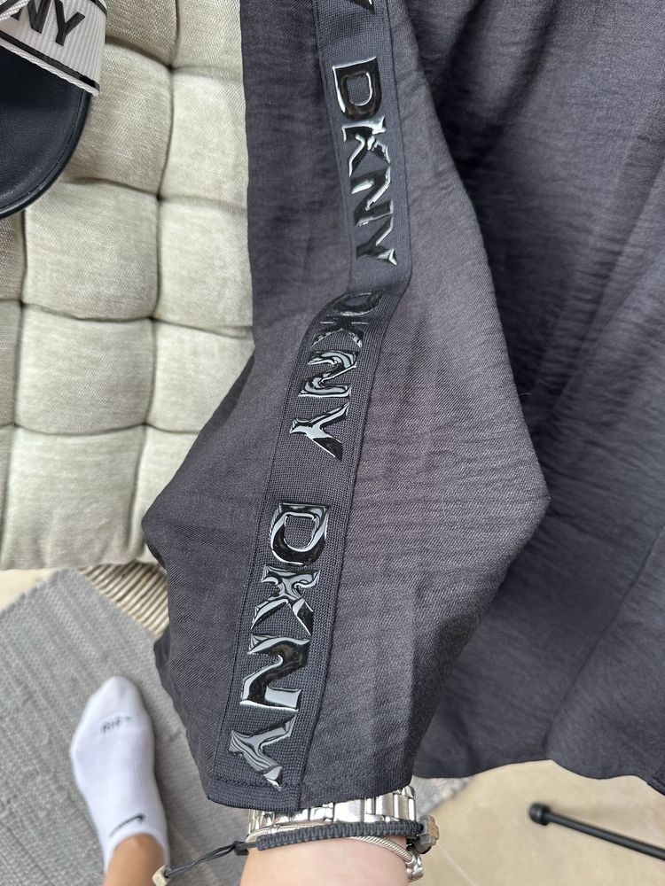 Оригинална рокля DKNY
