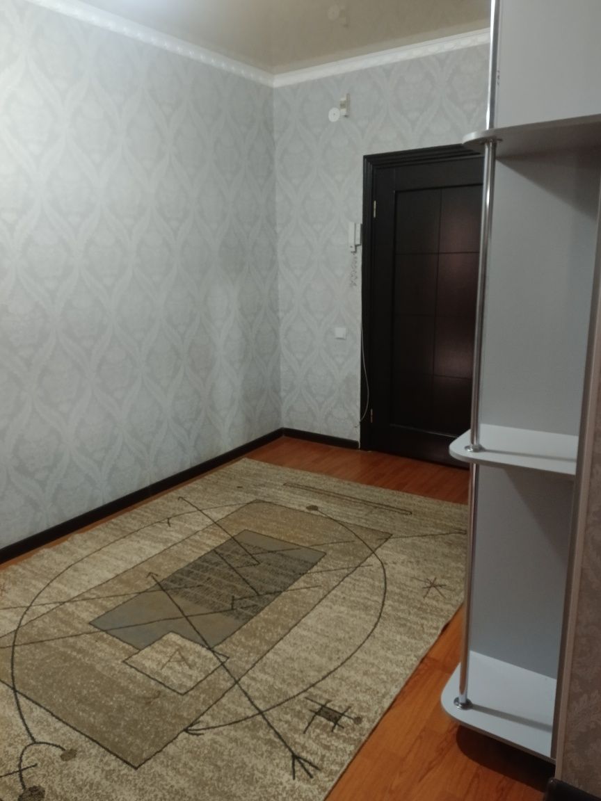 Сдаётся  квартира  по Пр.Республики,
