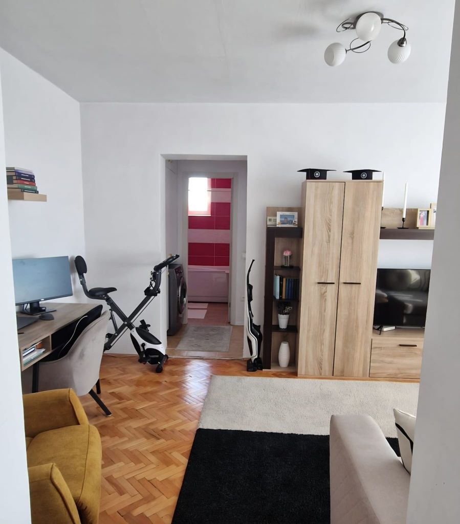 Apartament 2 camere Micro 1