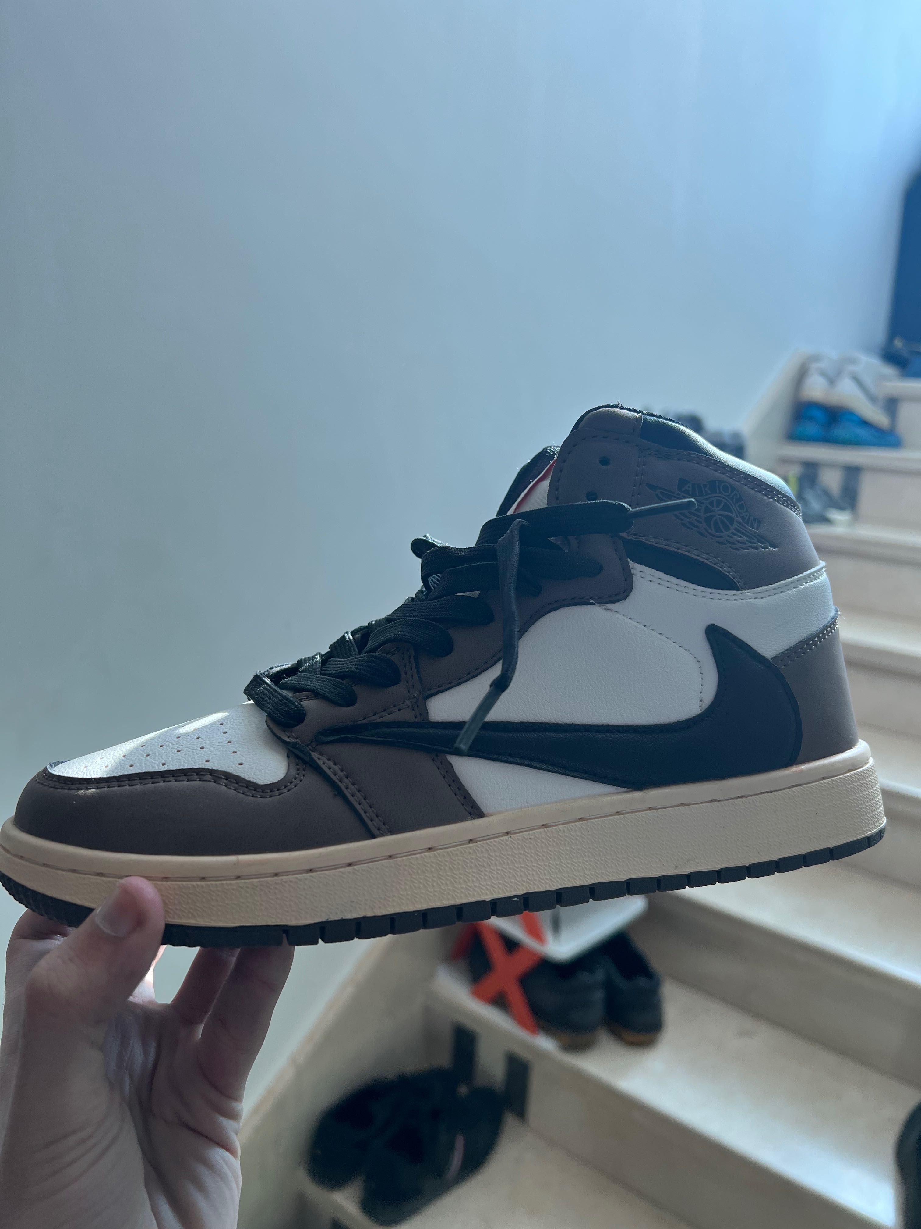 Air jordan 1 Travis Scott