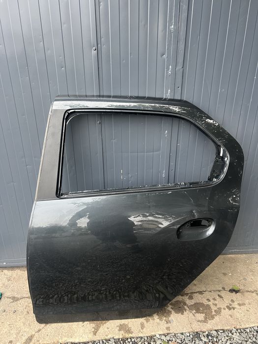 Usa stanga fata spate dacia logan 2