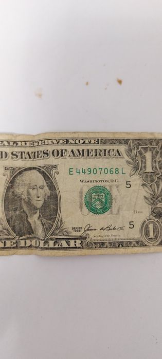 Vând One Dolar colecție