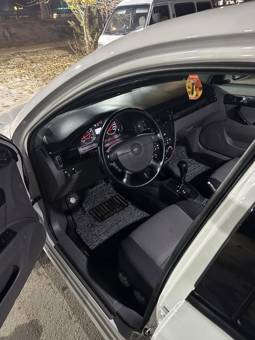 Jentra sotiladi 2021 oq