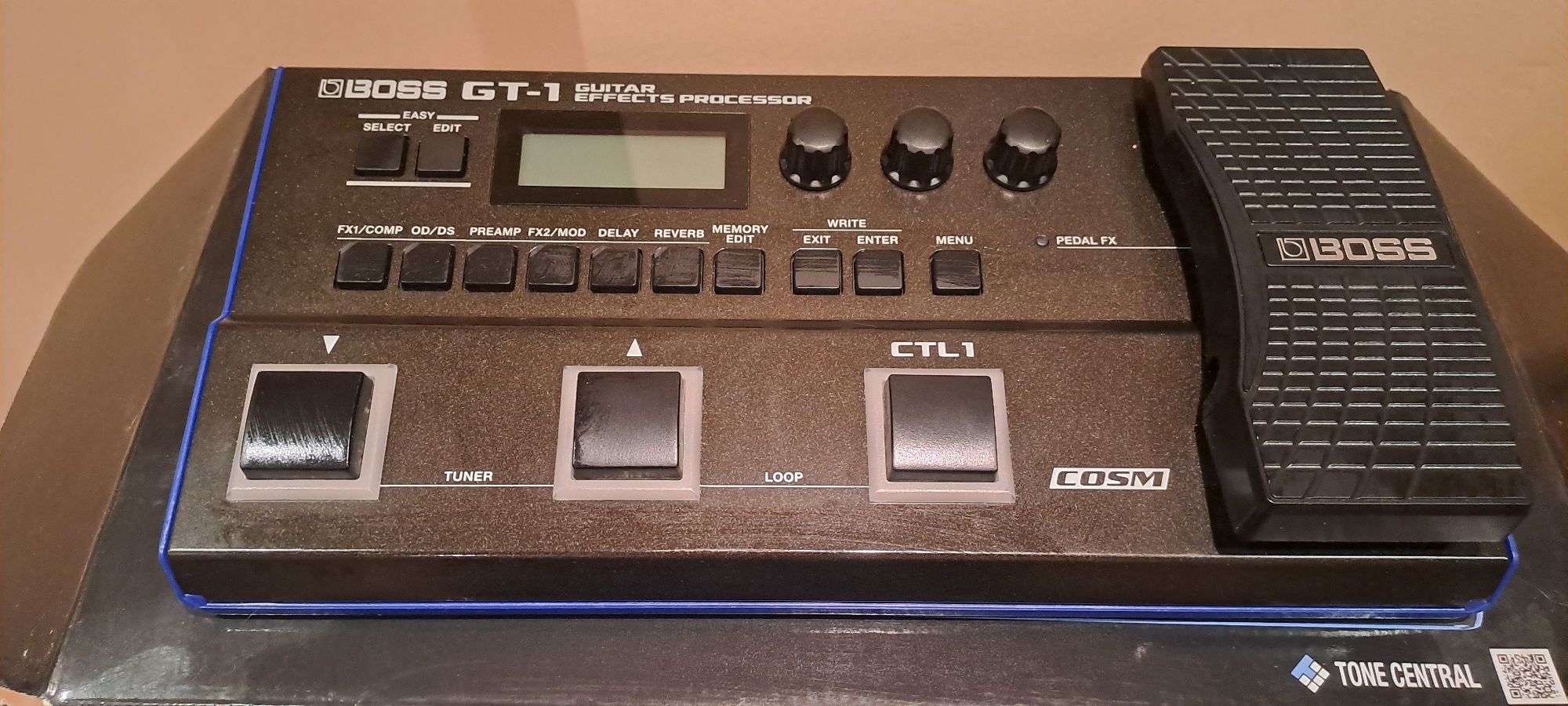 Китарен процесор Boss GT-1