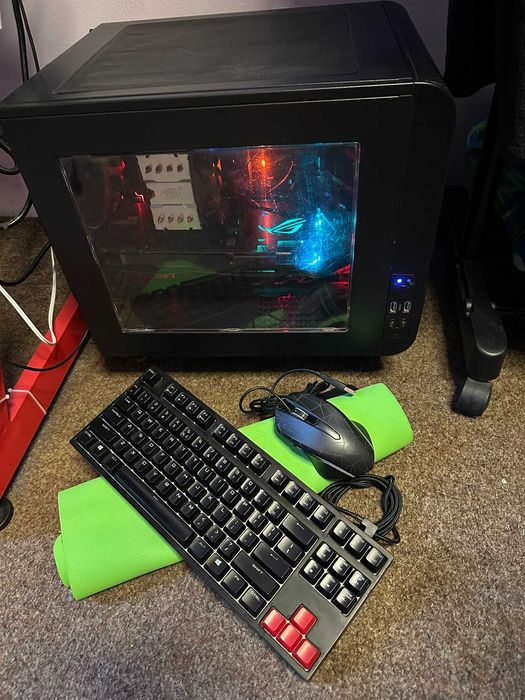 PC Gaming cu periferice, i7-5820K, 32GB DDR4, GTX 1070 8GB, SSD, 1000W