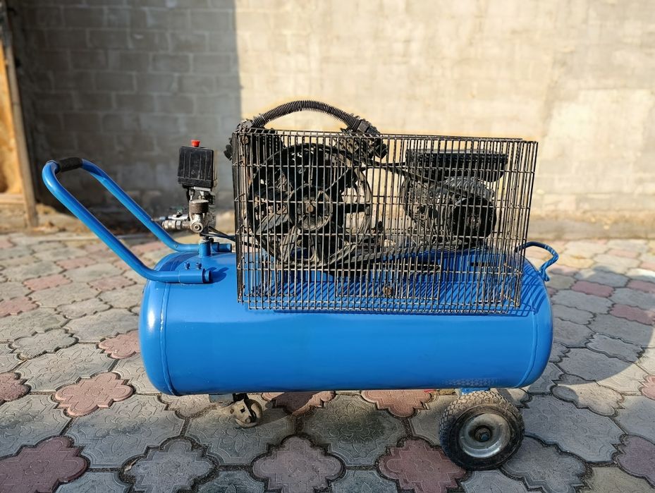 Компрессор 220/2.3/100