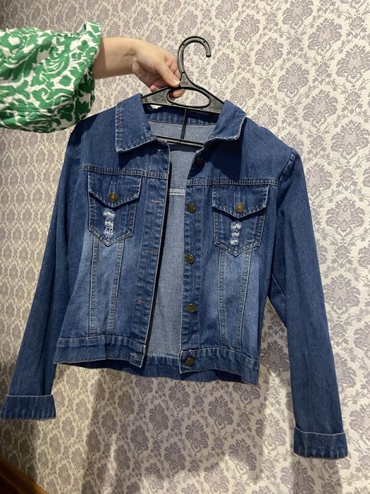 Продам джинсы костюм