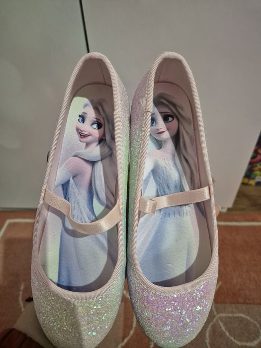 Balerini HM, mas 33, purtați de 2 ori