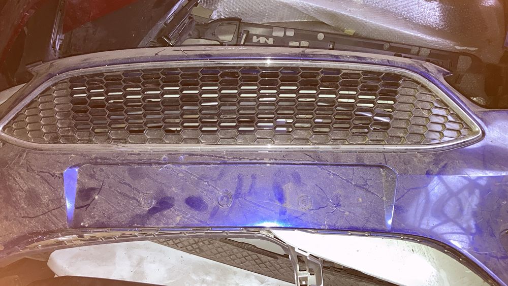 Grila bara fata Ford focus 3 Facelift 2014 , 2015 , 2016 , 2017 fagure