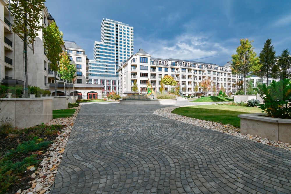 Продава се Тристаен апартамент в София, Кръстова вада - 252 кв.м за 1112 €/кв.м - Снимка #17