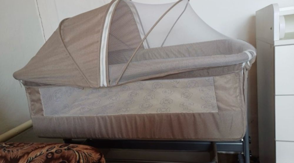 Манеж-кровать для детей механизм