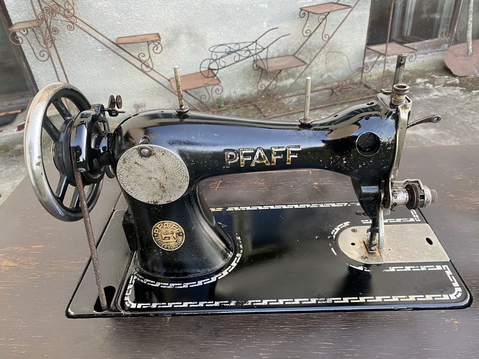 Masina de cusut Pfaff