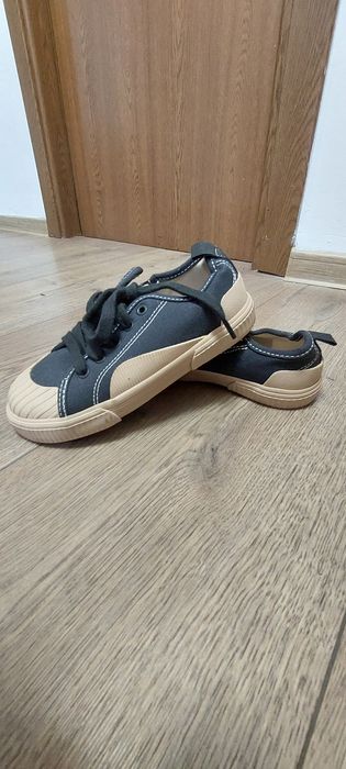 Tenis zara mărime 28