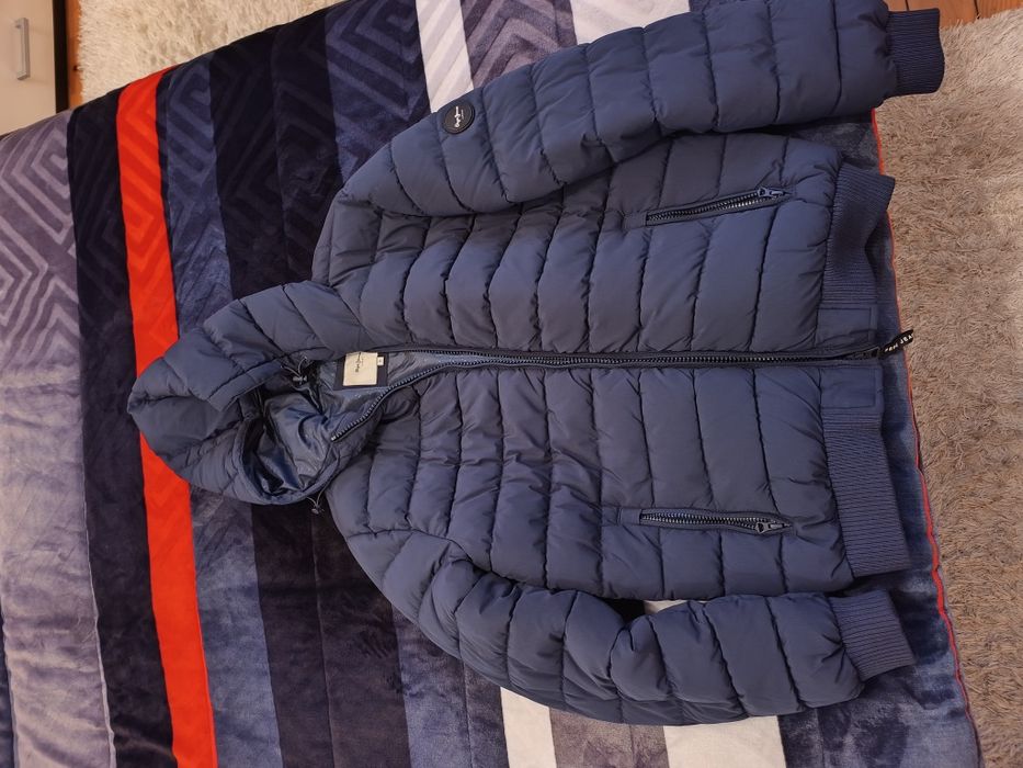 Ново яке Pepe jeans