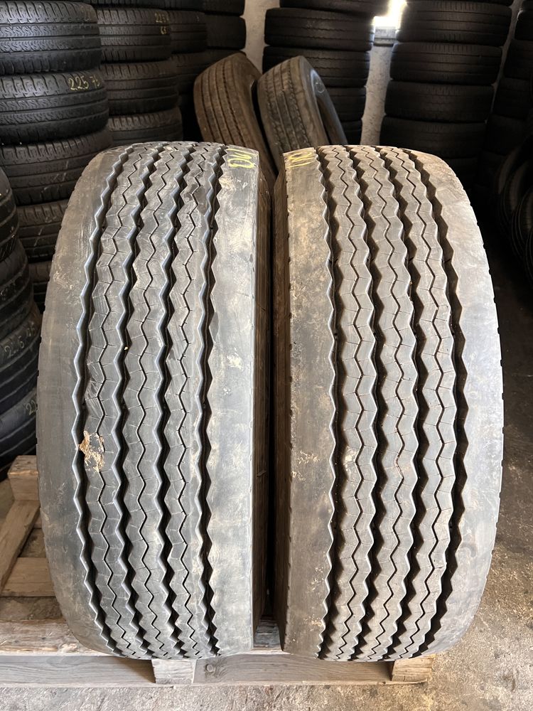 2 anvelope camion 285/70/19.5 , Michelin , 13 mm !