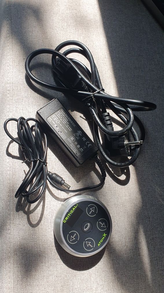 Critical ATOM X Power Supply Black