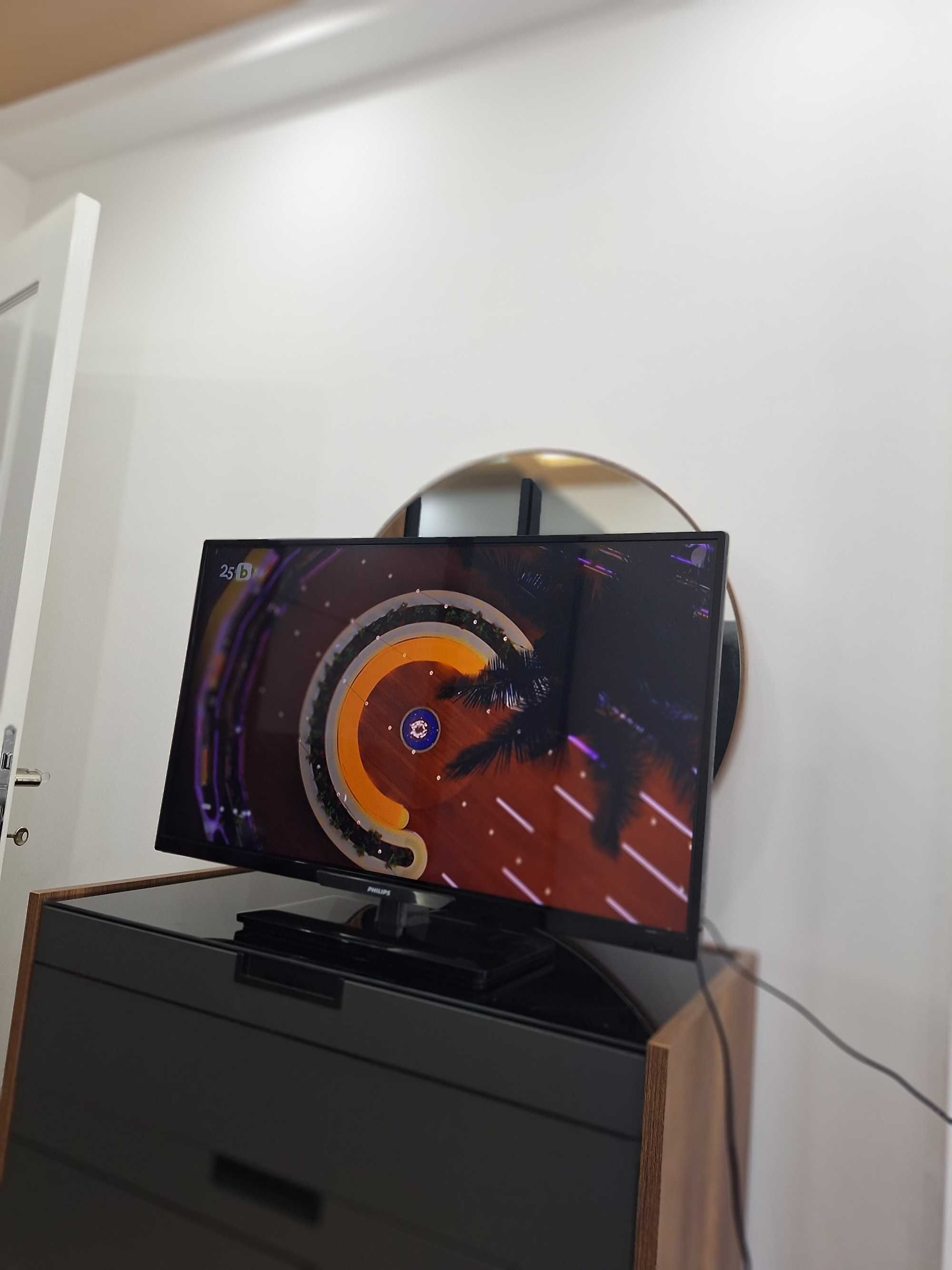 Телевизор PHILIPS 32PHK4109/12