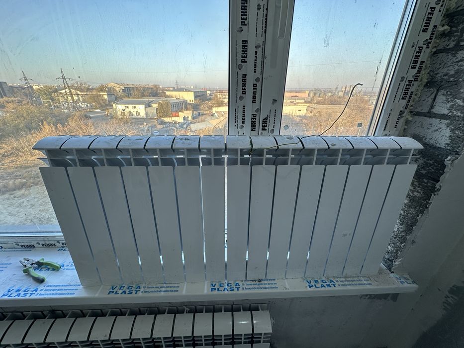 Продам батареи новые не мспользованные 25 секции