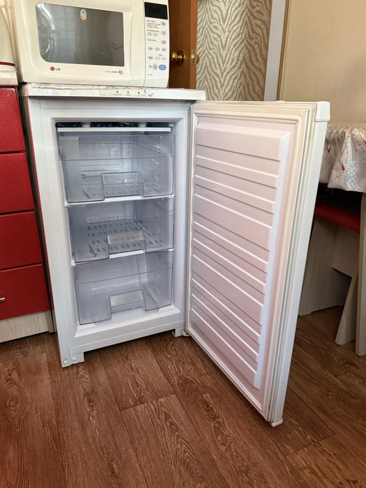 Морозильник Бирюса