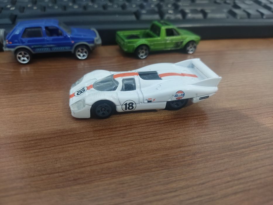 Hot wheels 1/64 Нови