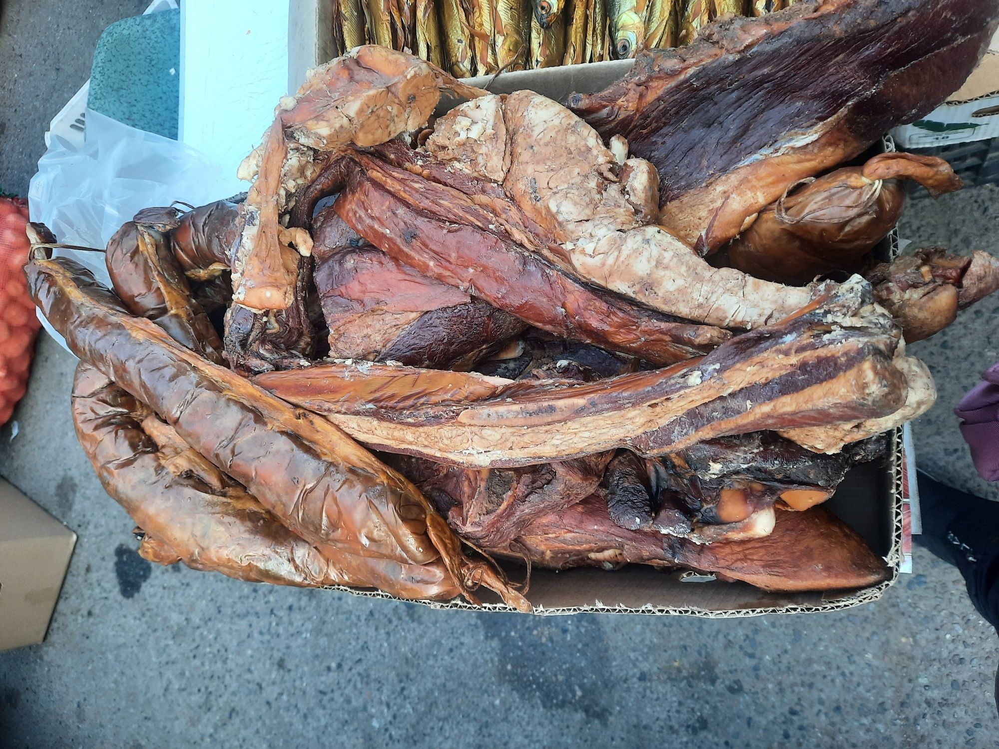 Мясо конины копченная