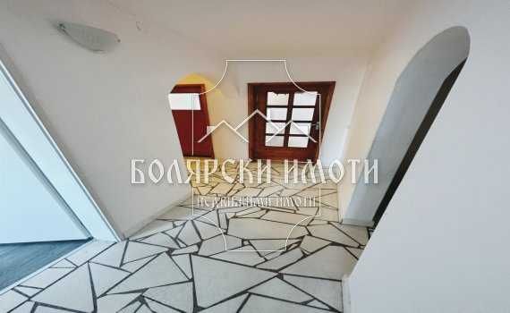 Продава се Четиристаен апартамент в Велико Търново, Картала - 130 кв.м за 1300 €/кв.м - Снимка #11