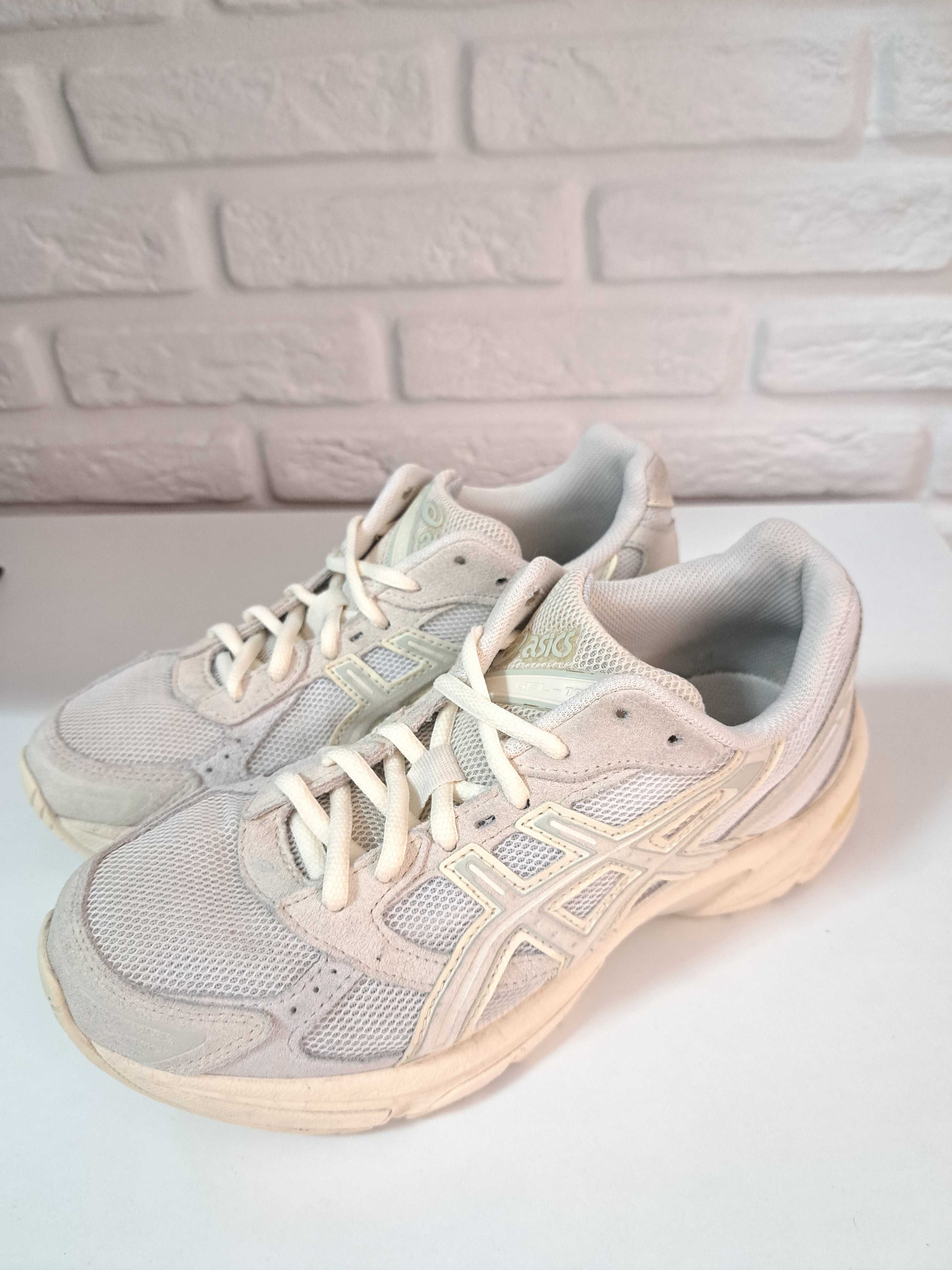 Продавам Asics Gel 1130