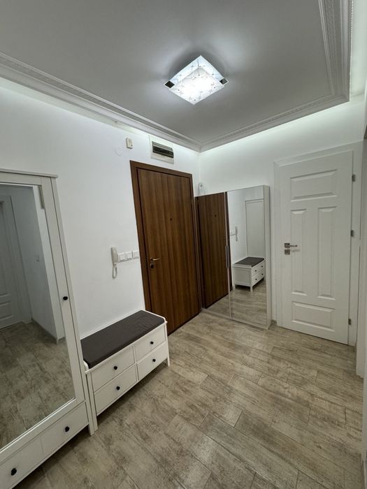 Тристаен апартамент в Манастирски Ливади