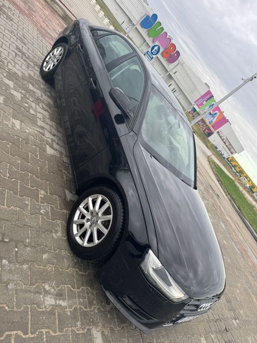 Vând Audi a4 2015