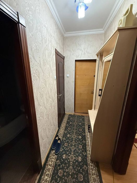 Сдаю в аренда квартира чилзр 8квартал  3комнат 4этаж панель