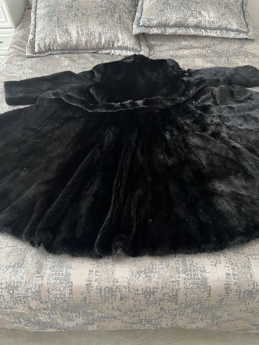 Продам норковую шубу