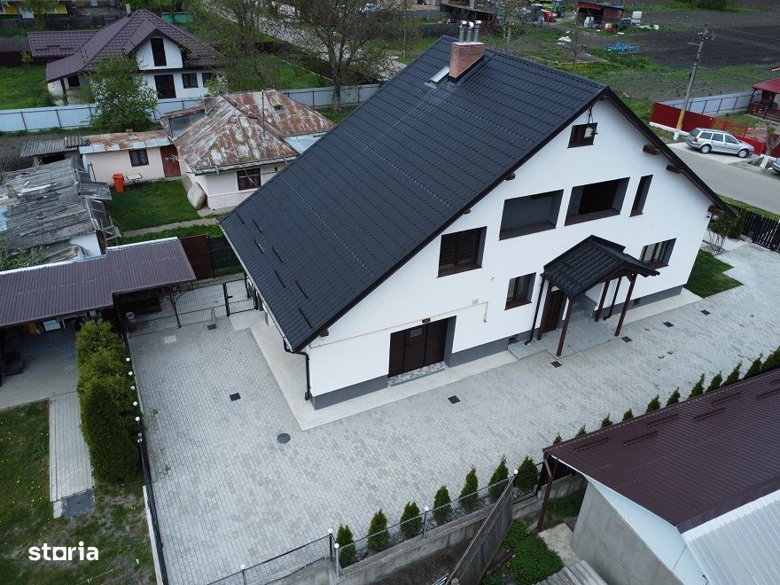 Vila Deosebita Harlesti 14 km De Roman Toate Utilitatile