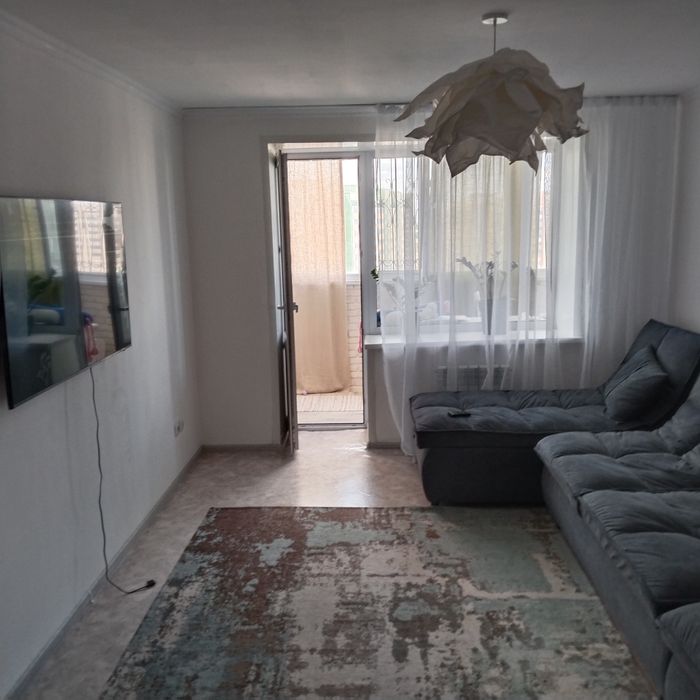 Сдам посуточно чистую,уютную  3-х комн. квартиру на Карагайлы