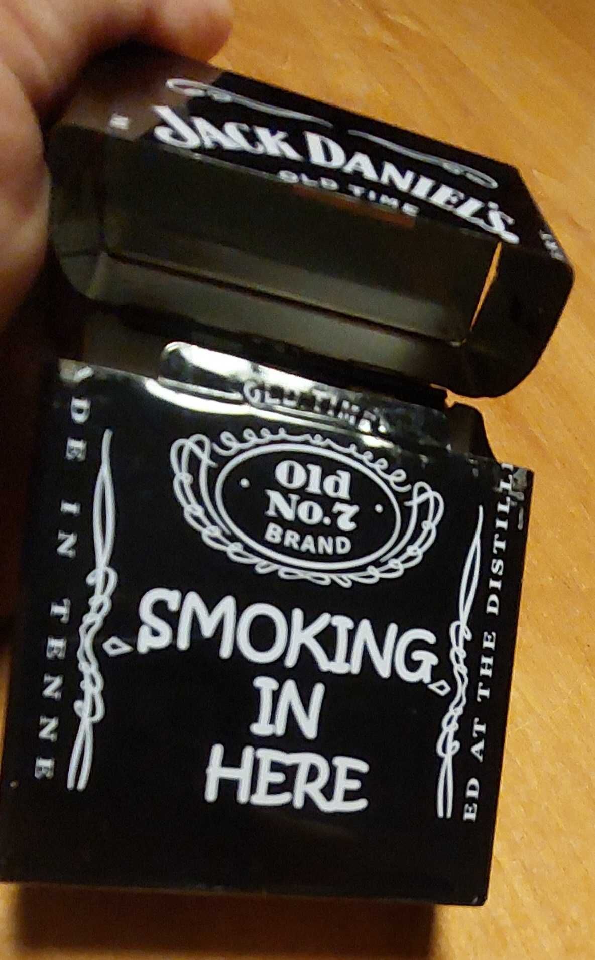 Jack Daniel's  husa metalica pentru pachetul de tigari