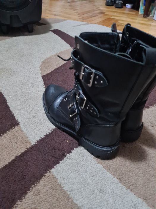 Ghete de Piele Primadonna Made In Italia