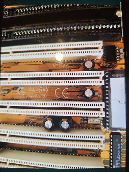 Placa extrem de rara Super Socket7 Gigabyte GA-5AX REV 5.2