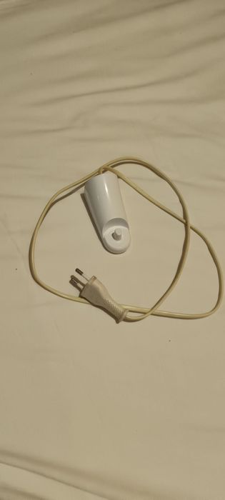 Incarcator original periuta electrica oral b