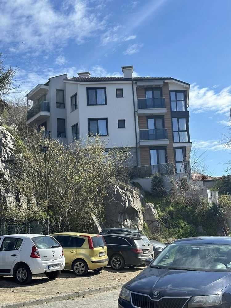 Двустаен апартамент с уникална гледка
