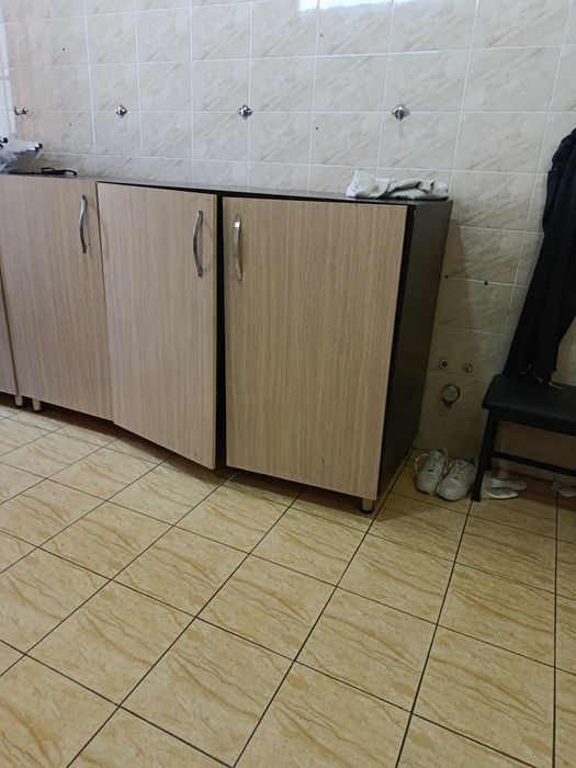 Продам шкафы для вещей