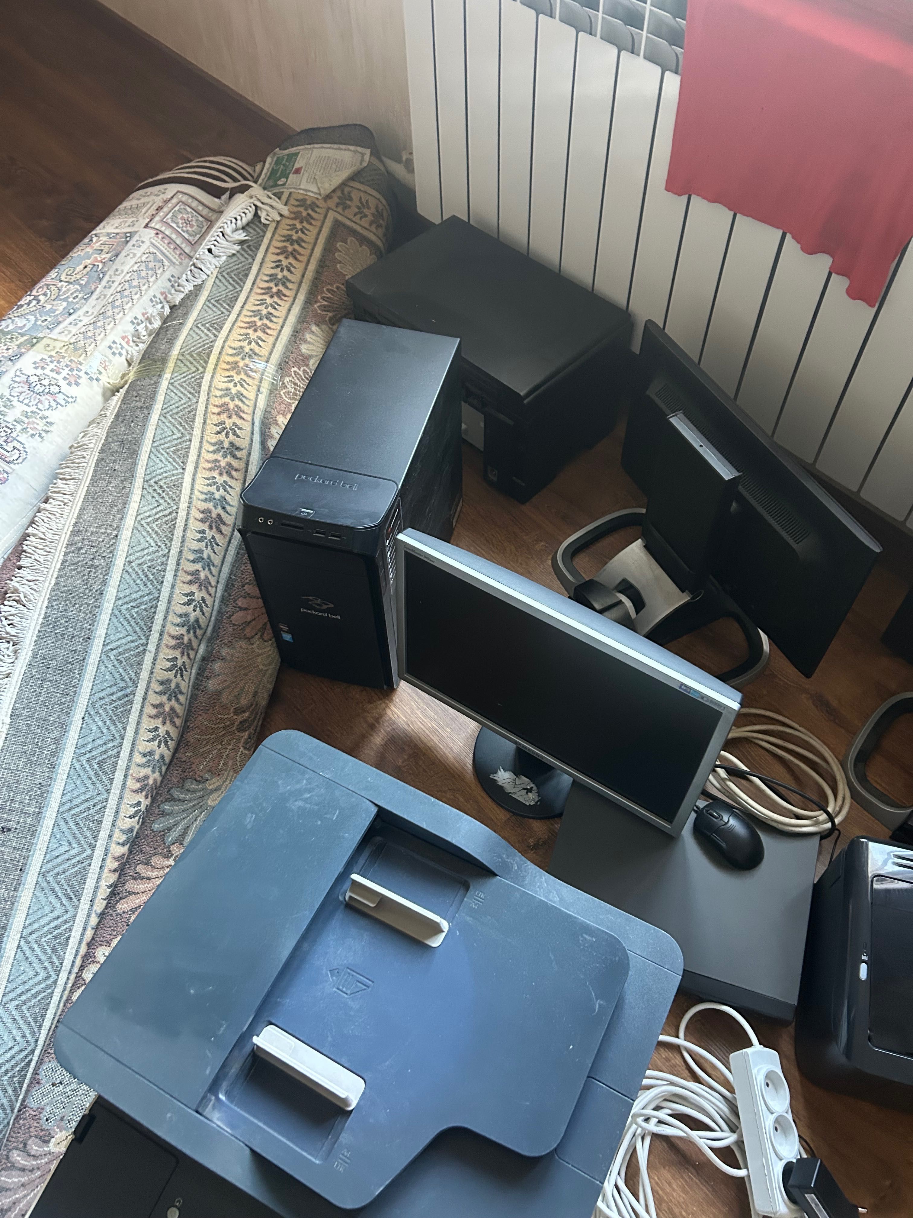 Компютеры, приетер, МФУ поинтер