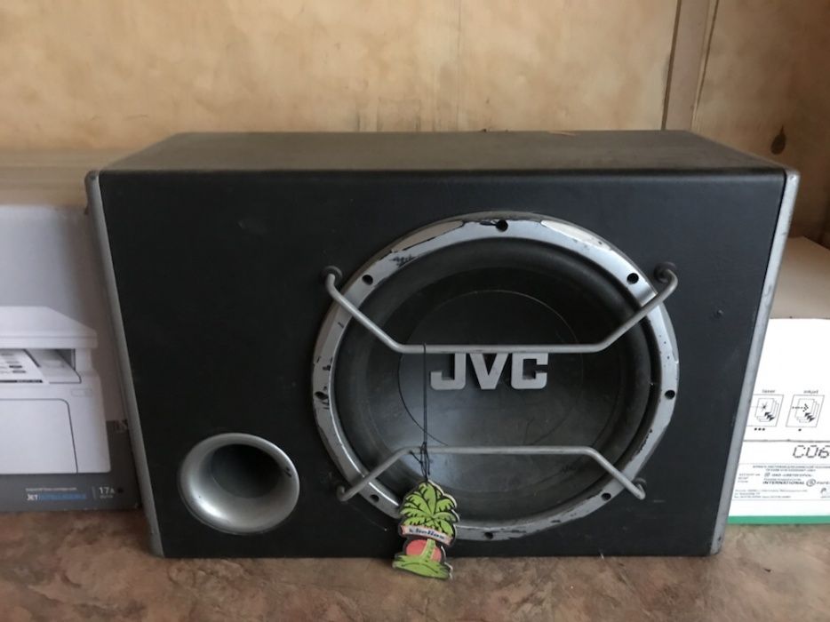 Продам сабвуфер ОРИГИНАЛ