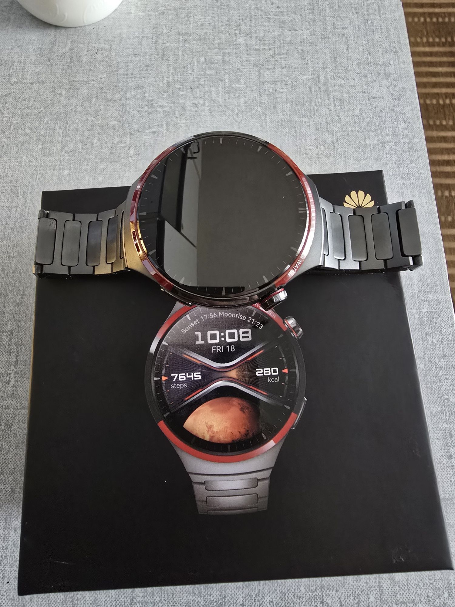 Huawei Watch 4 pro Space Edition