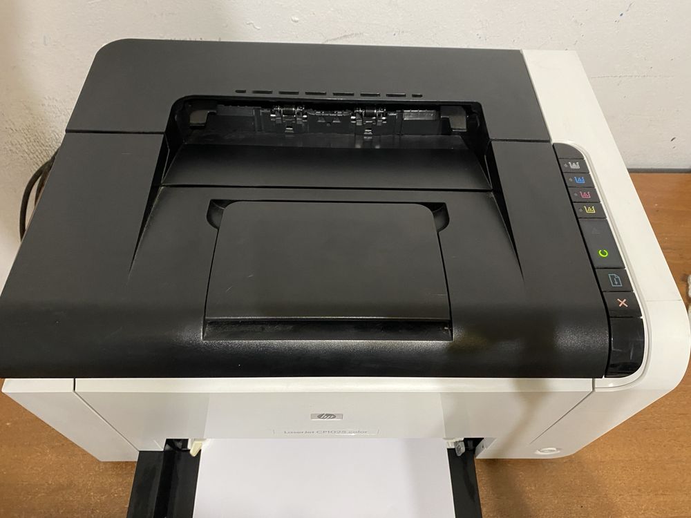 Imprimanta HP CP1025 color