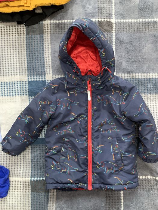 Куртка демисезонная на мальчика 2-3 года