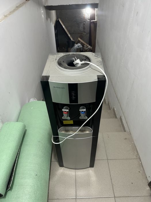 Продам Кулер в хорошем состояний