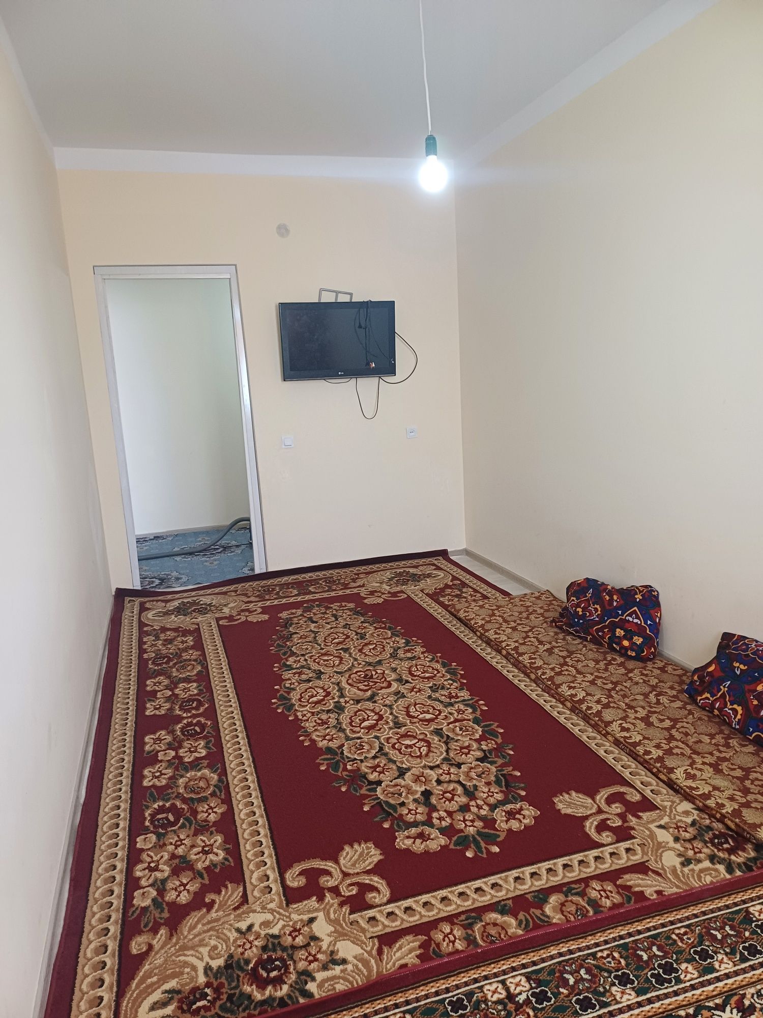 2 xonali kvartira ijaraga beriladi raysentrda yangi do‘m
