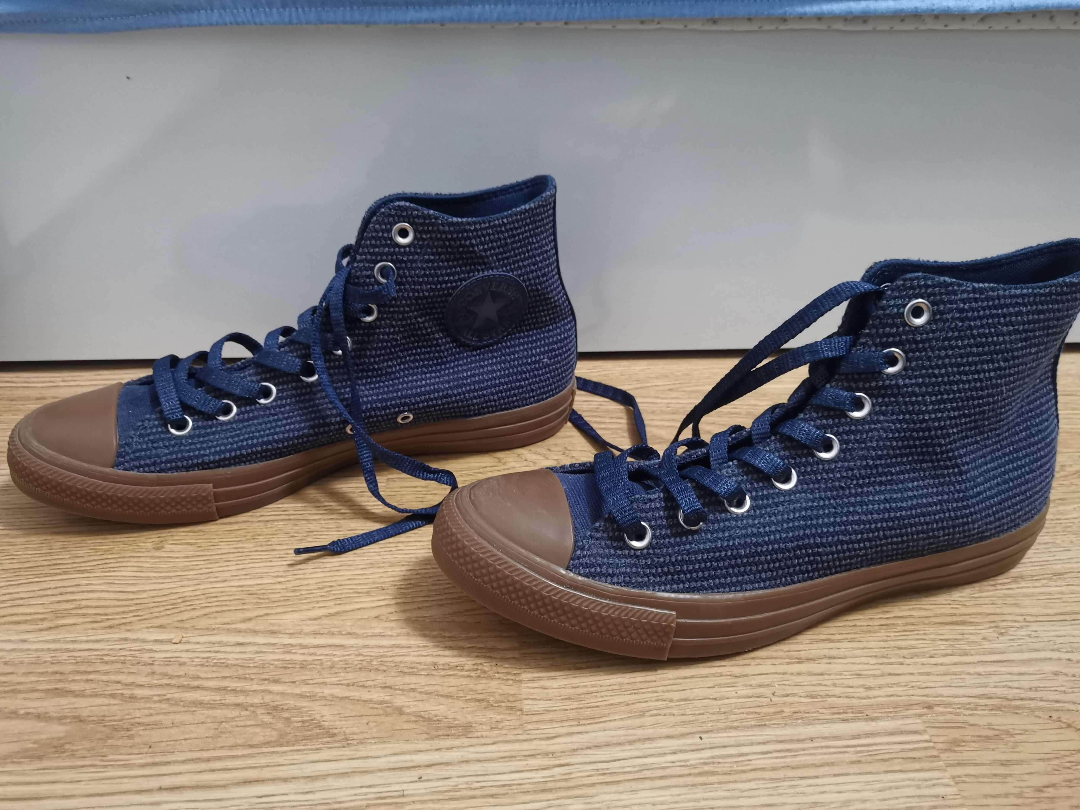 Чисто Нови! Оригинални кецове Converse EU 42,5 - супер леки