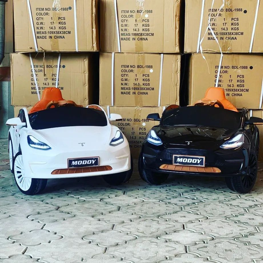 Tesla Model S Plaid детская машина электромобиль подарок для детей